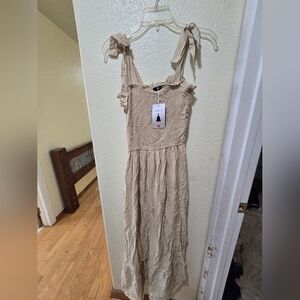 Elegant Beige Midi Dress with Tie Straps